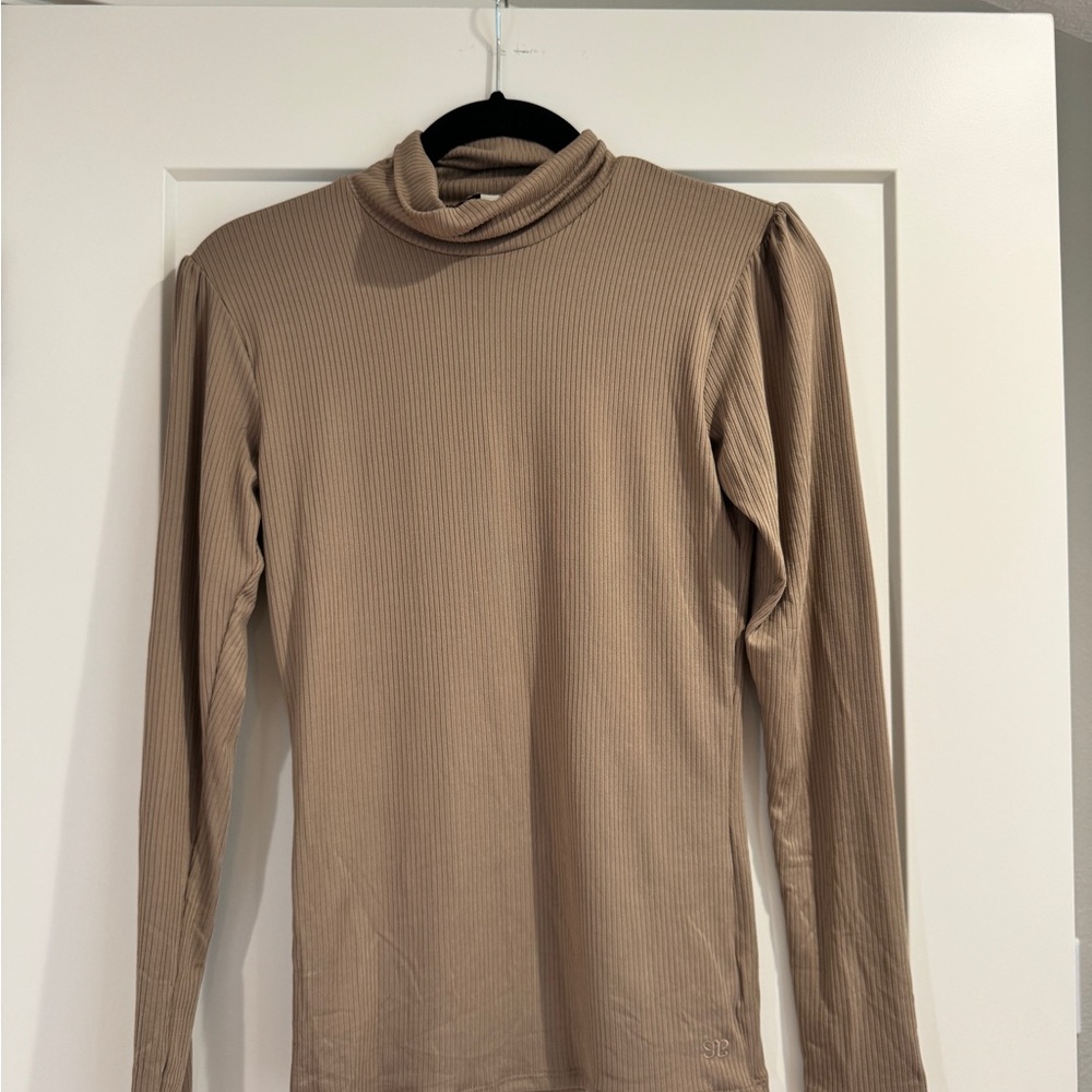 Women’s Albion Tan Ribbed Turtleneck Top